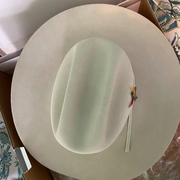 Stetson Rancher with Feathers Women\'s Hat - Never Worn